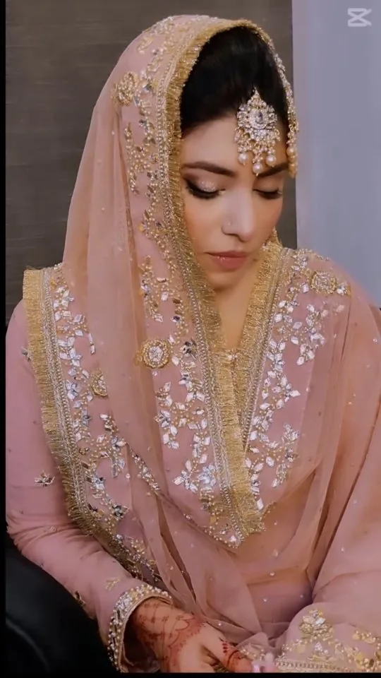 Rose Nikkah: Nikkah look